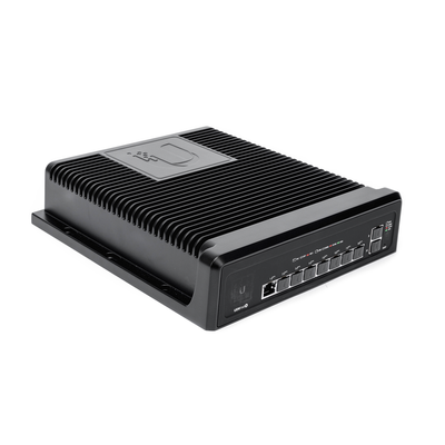 Switch industrial UniFi PoE de 10 puertos Gigabit (8 x 802.3bt y 2 x Ethernet) para temperaturas extremas - Imagen 3