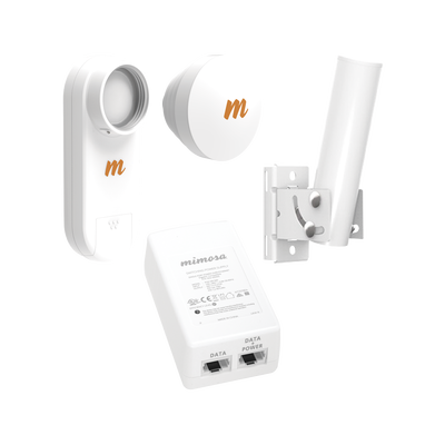 Kit de radios C5X, rango de frecuencia extendida (4.9 a 6.4 GHz), incluye inyector POE, montaje universal para tubo o poste Y una antena de 16 dBi