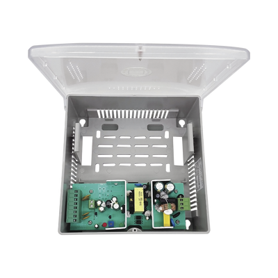 Fuente de Alimentación con Gabinete de 4 Salidas de 11 - 15 Vcc / 5 Amper / Voltaje de Entrada: 96 - 264 Vca / Soporta Protección contra Sobrecorriente de Salida, Protección contra Cortocircuito / Led Indicador - Imagen 3