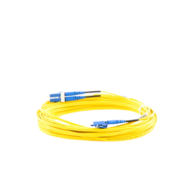 Jumper de Fibra Optica Monomodo 9/125 OS2, LC-LC Duplex, OFNR (Riser), Color Amarillo, 10 Metros - Imagen 2