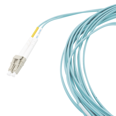 Jumper de Fibra Óptica Multimodo 50/125 XGLO OM3, LC-LC Duplex, OFNR, Color Aqua, 7 Metros - Imagen 3