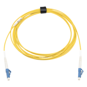 Jumper de Fibra Óptica Monomodo (OS2), XGLO, Riser, LC/UPC-LC/UPC Simplex, ONFR, Color Amarillo, 3 Metros (9.84 Pies)